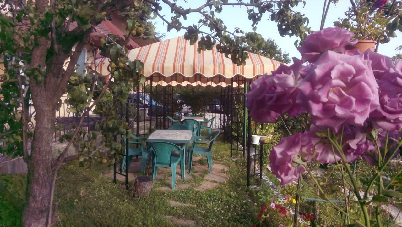 Villa Summer House Saints Constantine and Helena Exterior foto